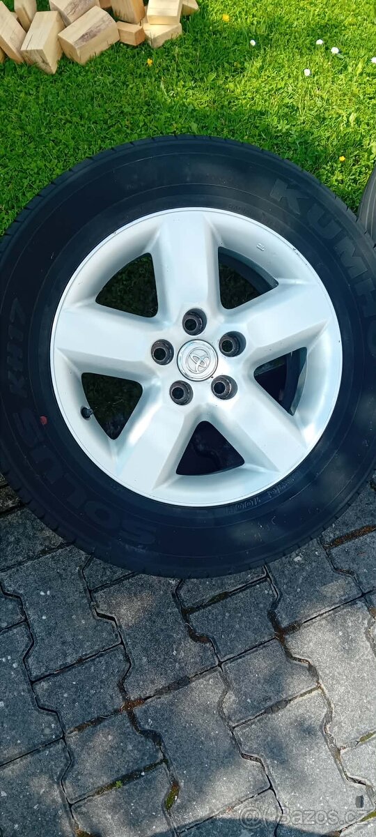 Toyota Rav 4 - 4