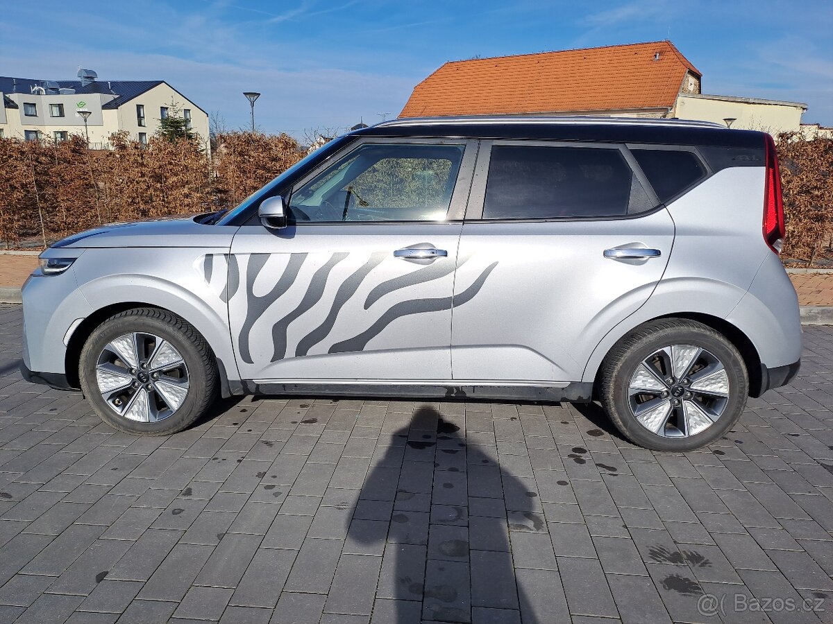 Kia Soul ev ,64kwh baterie,ZÁRUKA, DPH,kůže - 4