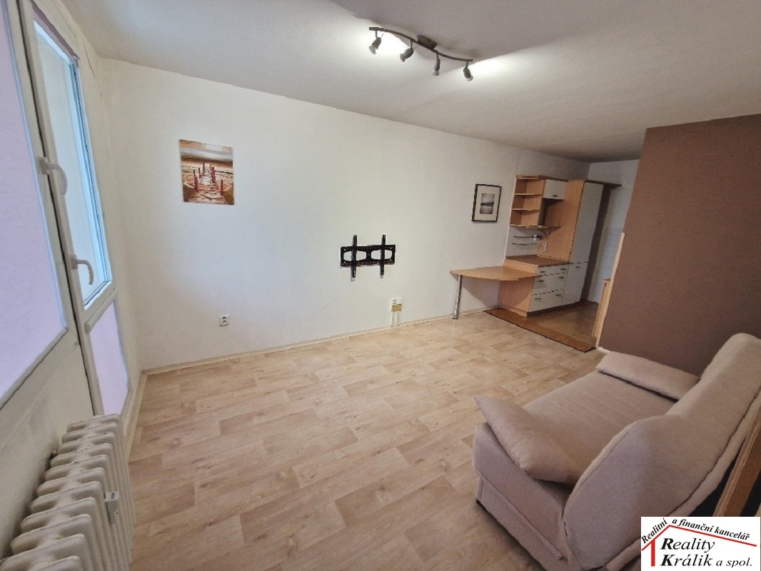 Byt 2+kk / lodžie, komora, Kutná Hora, Jana Zajíce - 4