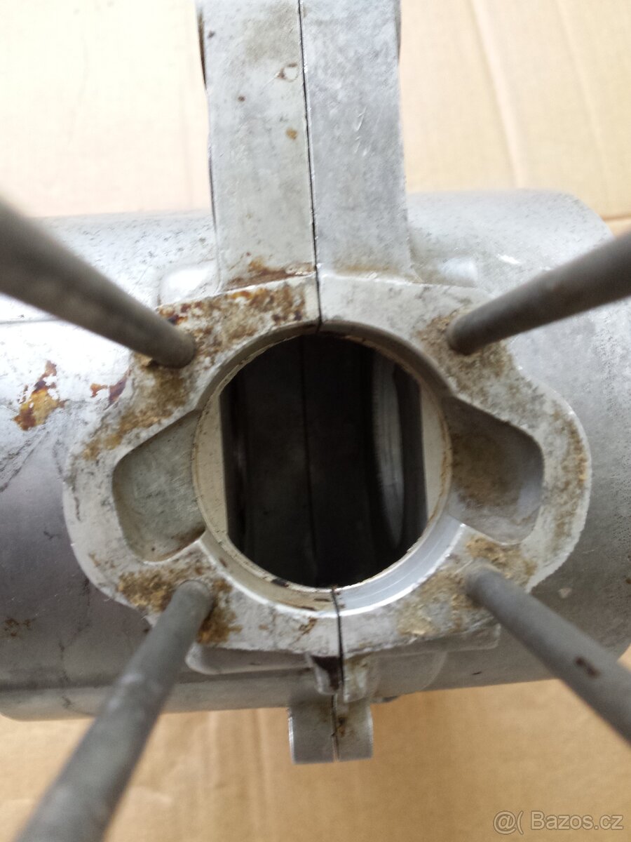 Jawa 20, 21, 23 ( Pionier, Mustang ) - motor - 4