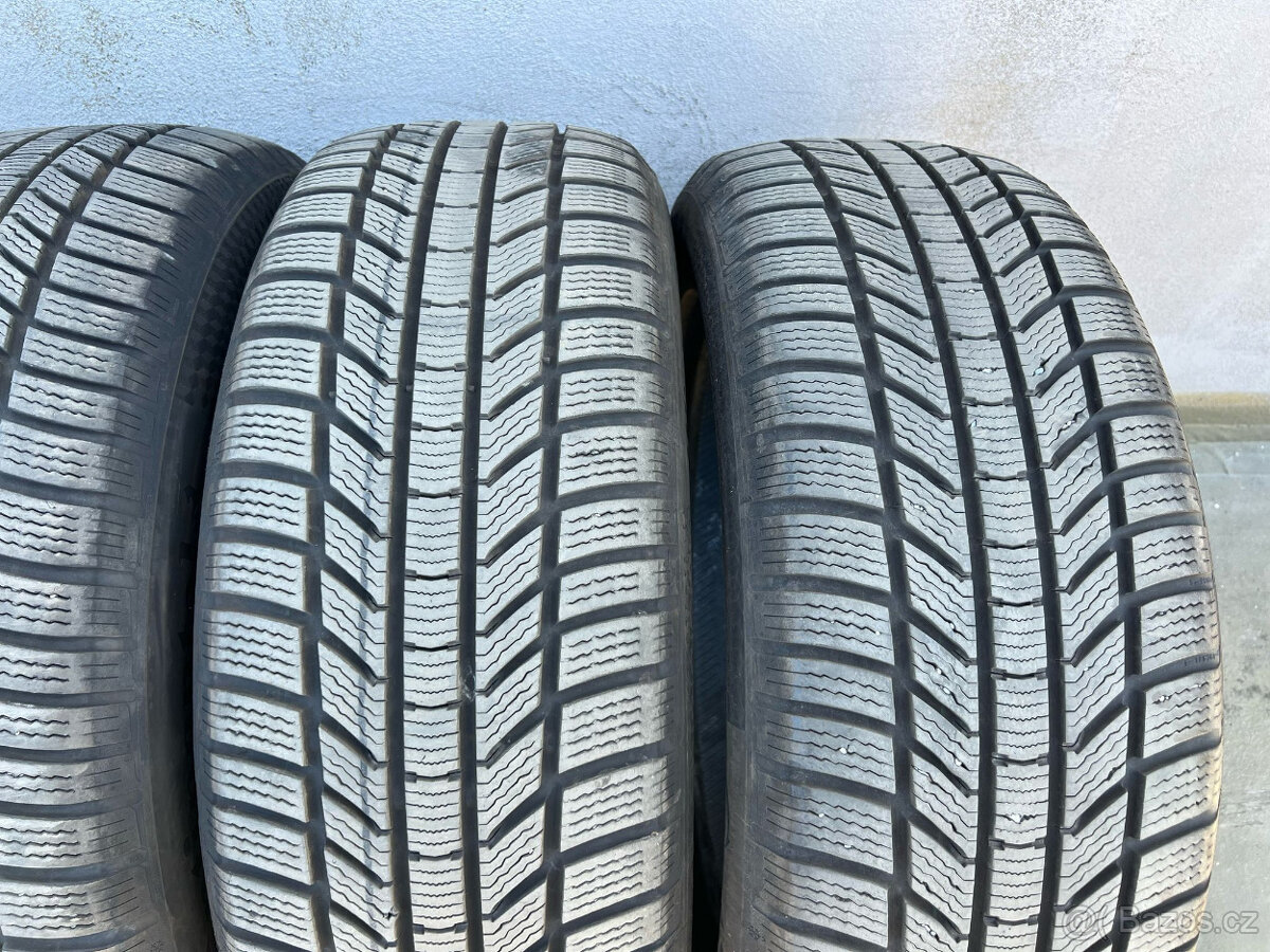 235/55R18 100H CONTINENTAL zimní pneumatiky 7,4mm - 4
