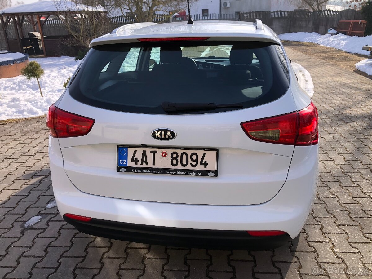 Kia Ceed 1.4 combi 73 kw - 4