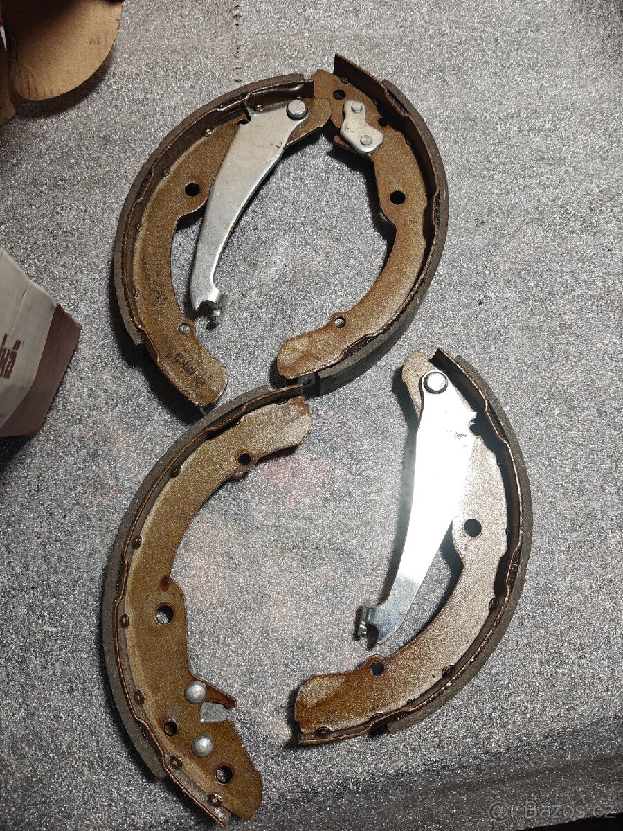 Brzdové čelisti na škoda octavia - 4