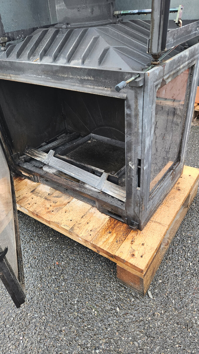 Staré krbové vložky - provizorní topidla - 4