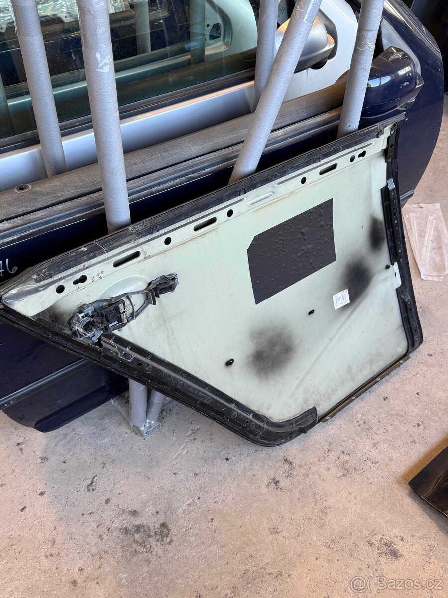 VW Golf 5, pláště dveří - 4