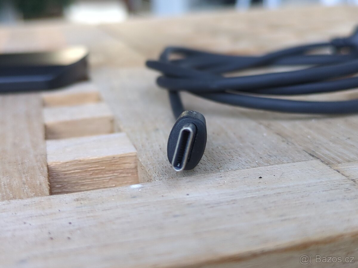 Bezdrátová nabíječka - 4