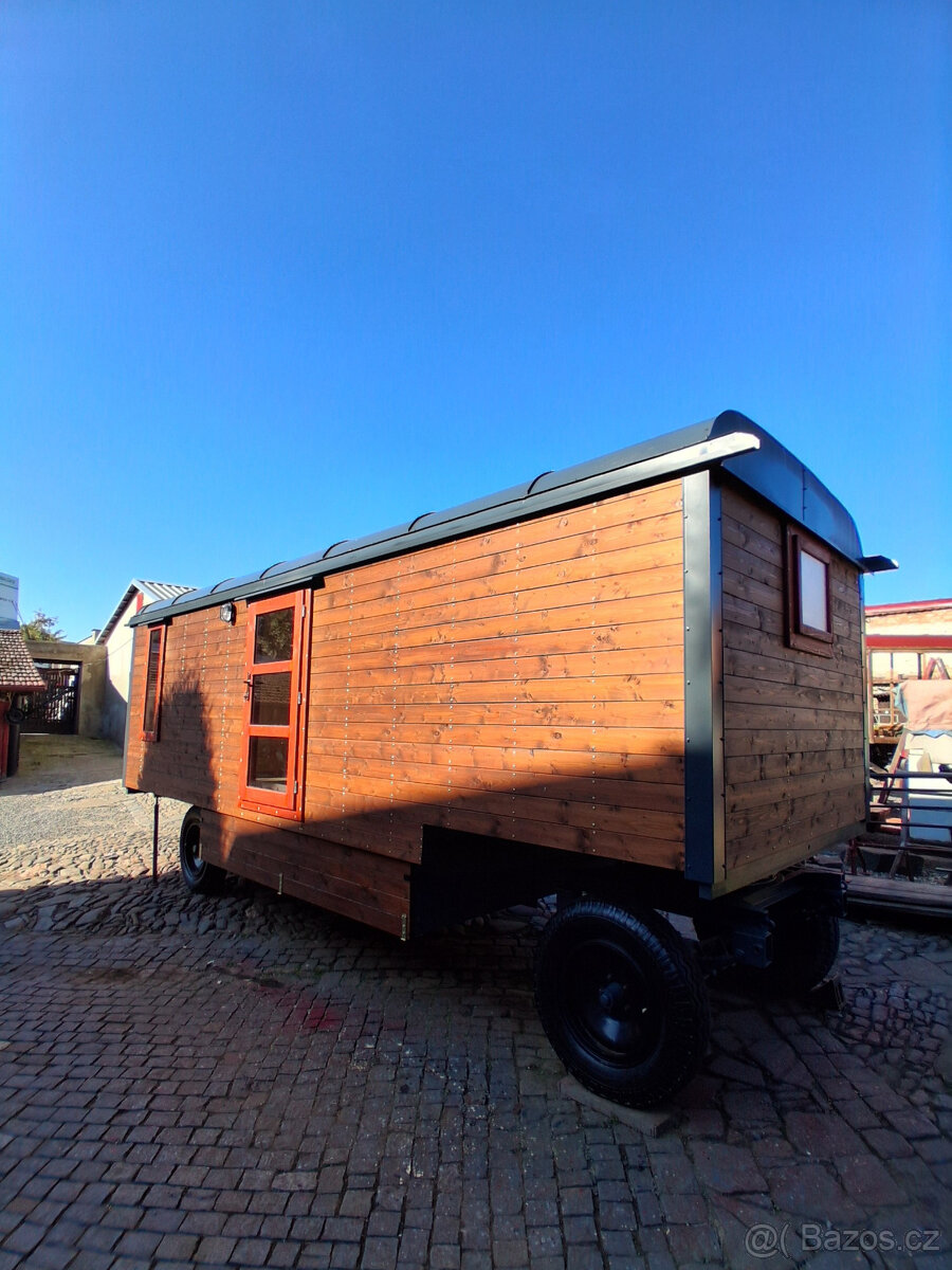 Prodám Maringotku Klasika Oblá střecha 7 metru - 4