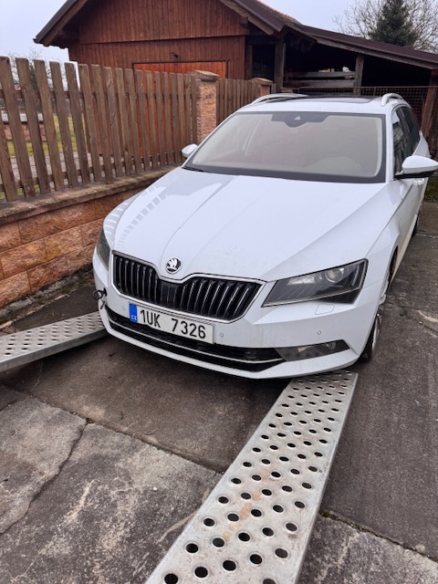 Osobní automobil ŠKODA SUPERB - 4