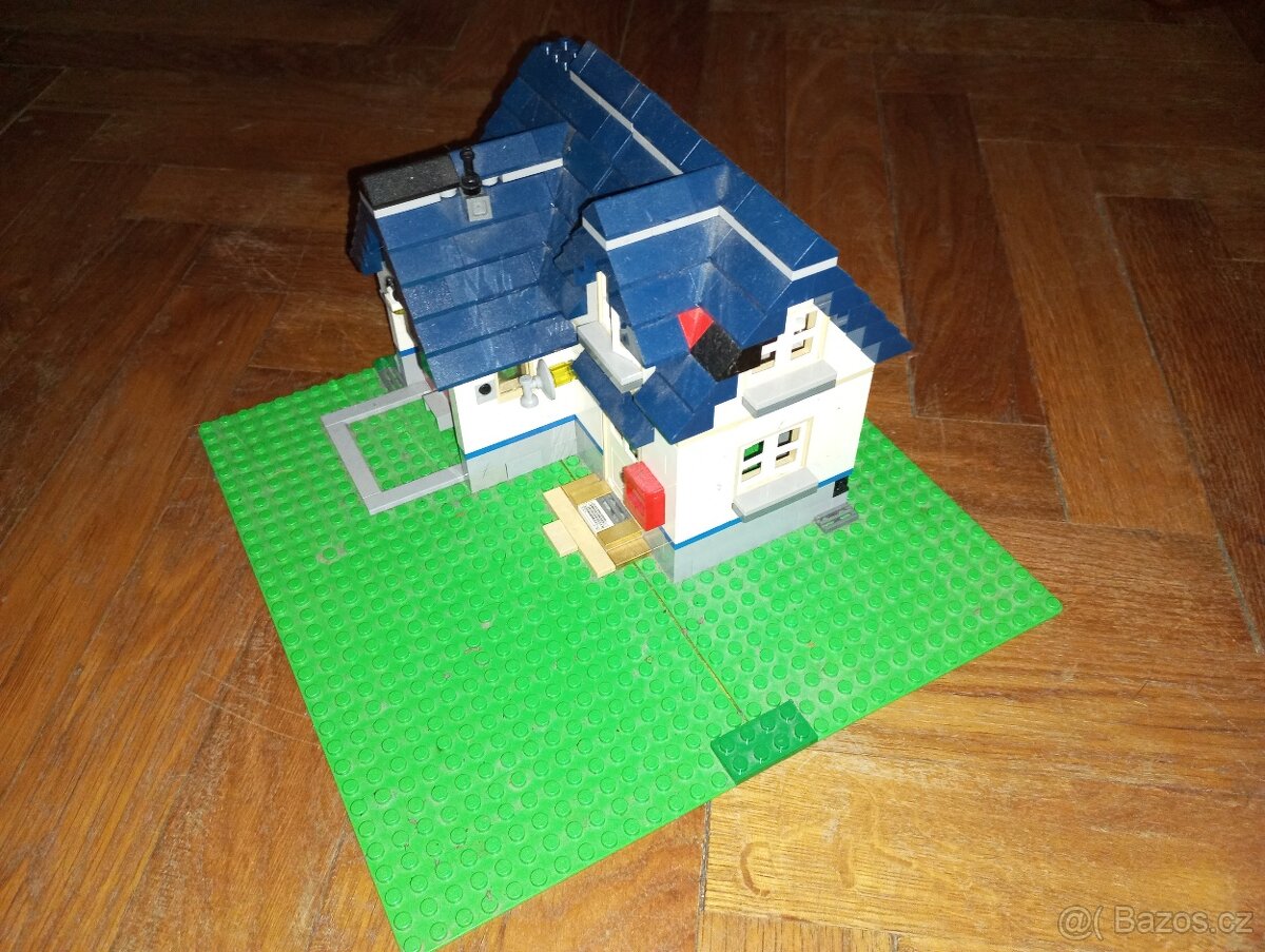 Prodám složený dům Lego - 4