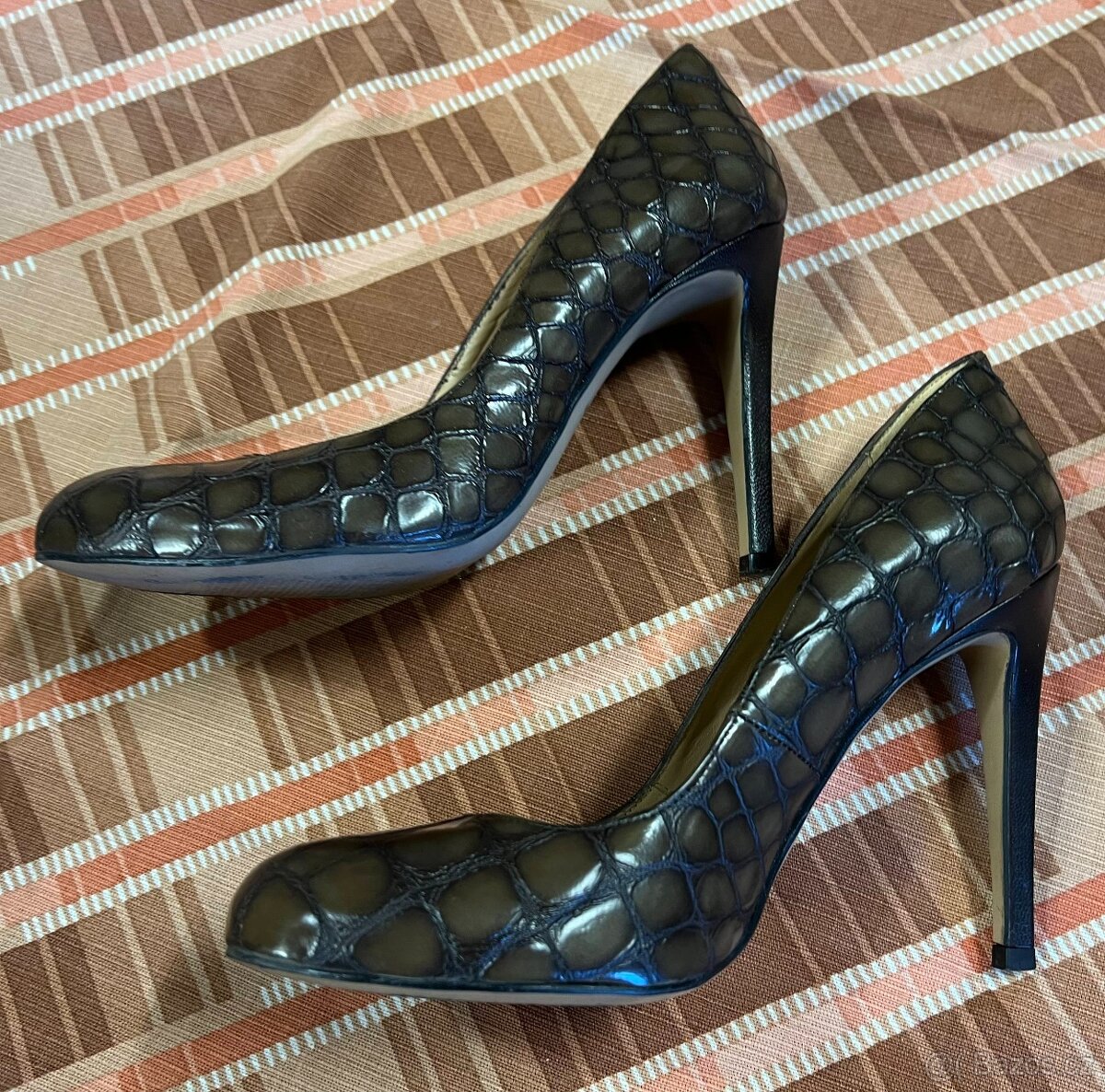 Lodičky Baťa 40 - moc hezký stav - 4