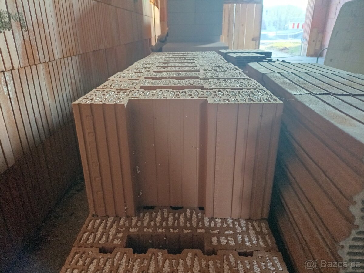 Krajové cihly 25 ks - 4