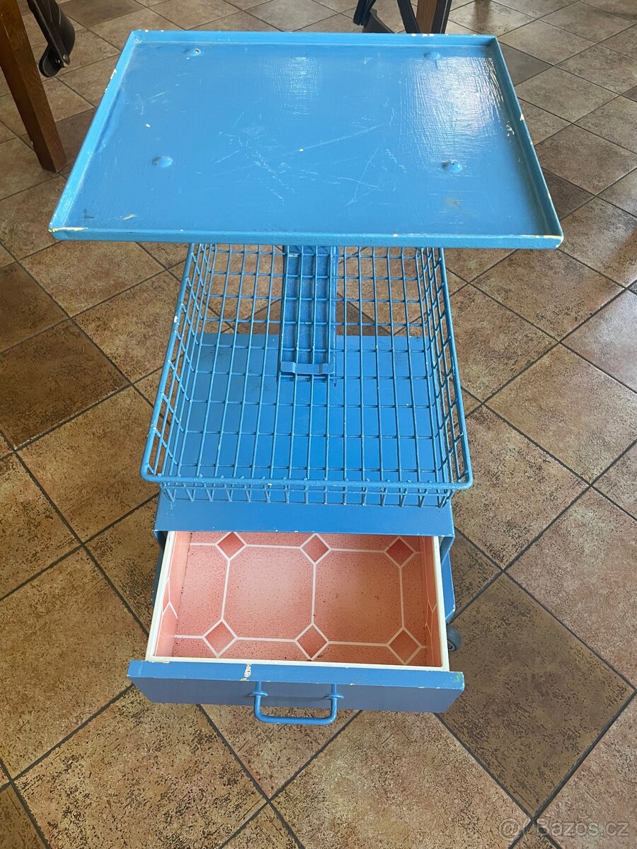 Stolek vozík stojan regál - 4