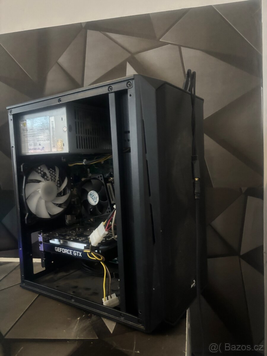 Prodám PC - 4