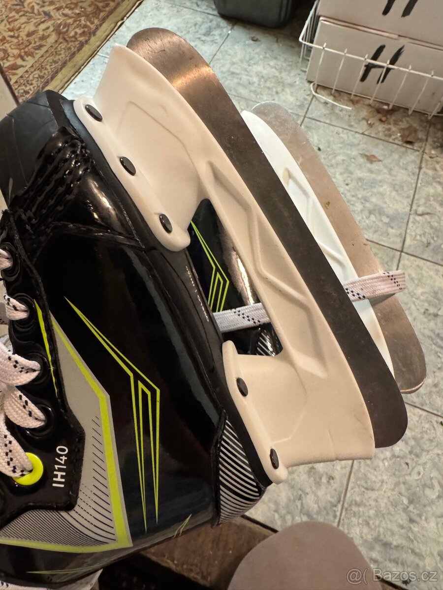 Dětské brusle na led vel. 30 - 4