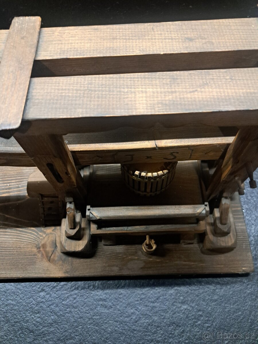 Model lis na víno - 4