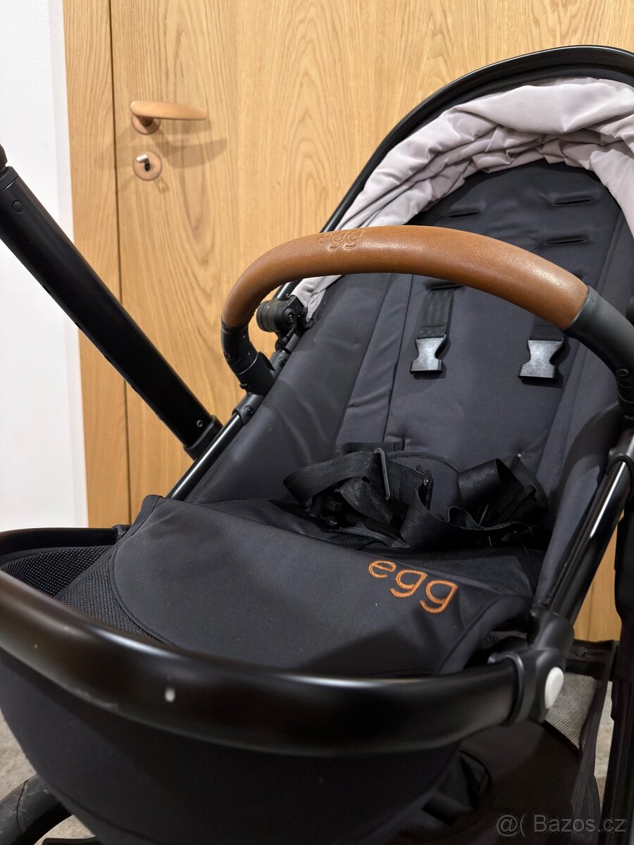 Luxusní hluboký kočárek EGG - 4