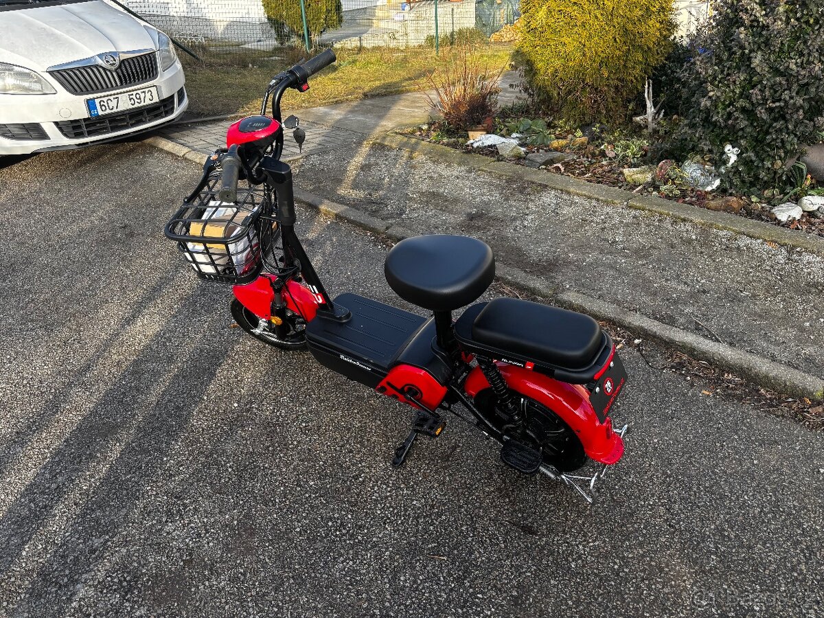 Prodám elektrický skútr elektropower sunra 7 - 4