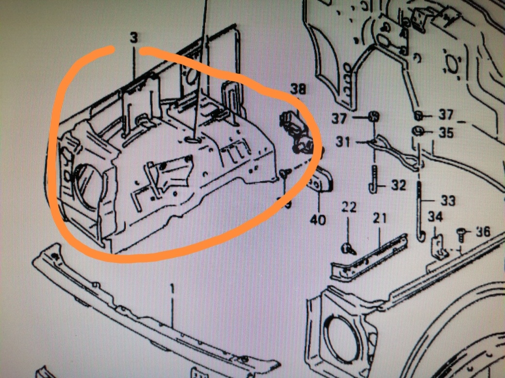 Blatník Suzuki Samurai. - 4