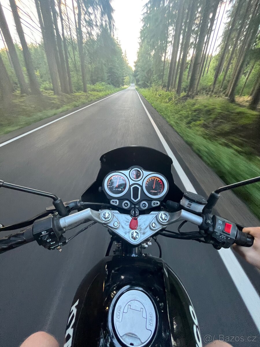 Kymco pulsar 125ccm - 4