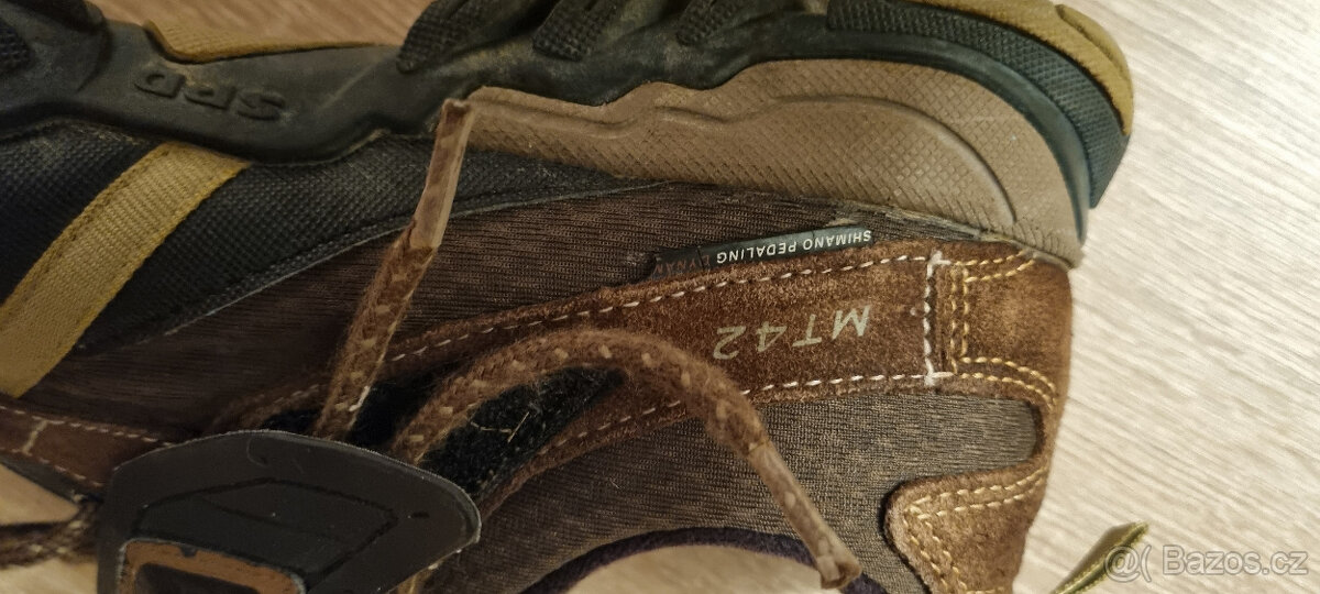 Cyklotretry Shimano MT42 - 4