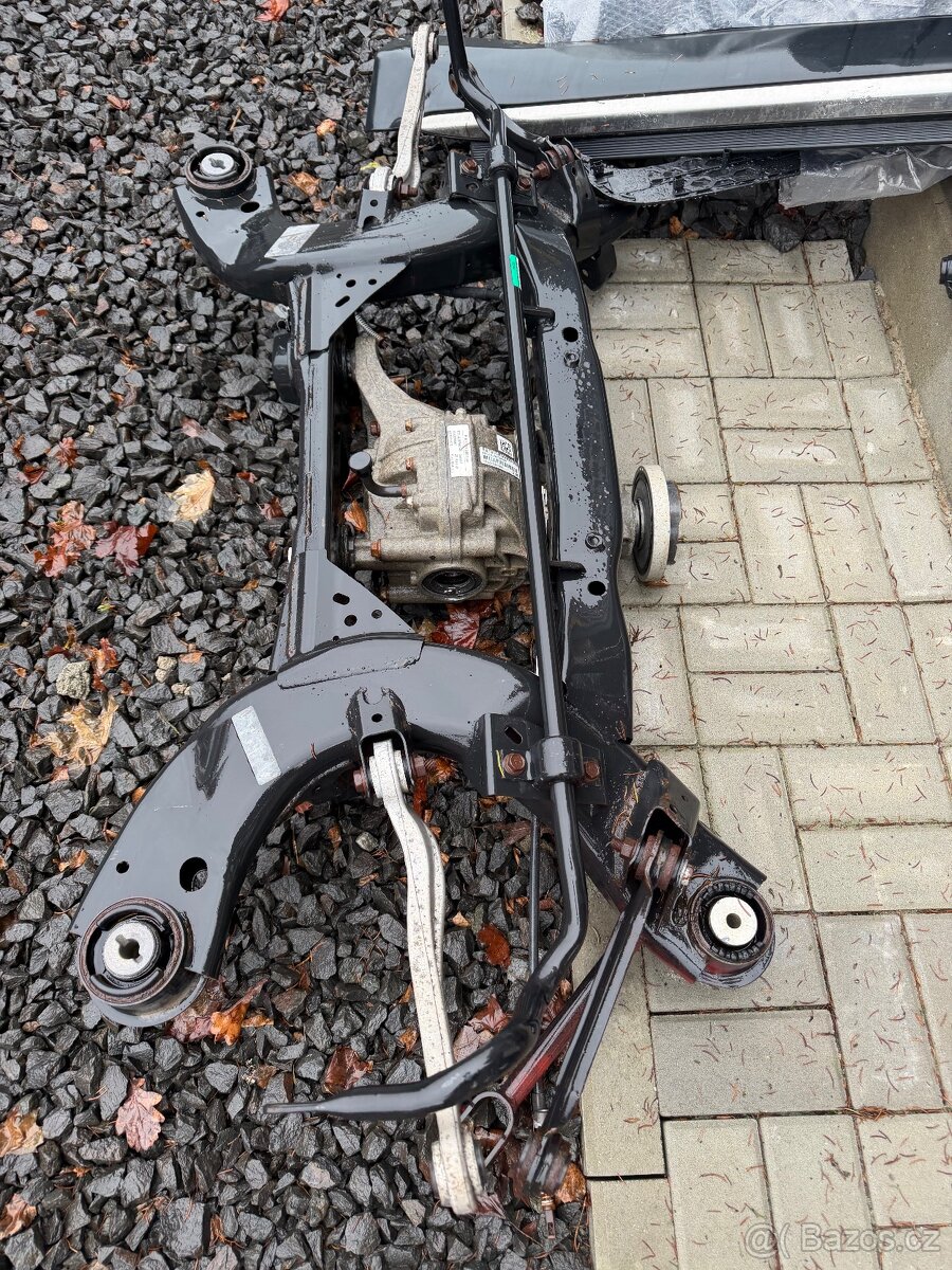 Dodge Challenger - náhradní díly - 4