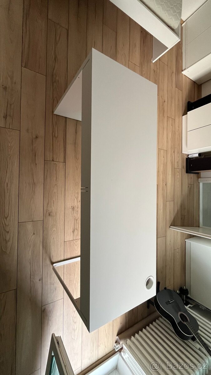 Psací stůl MICKE - 4