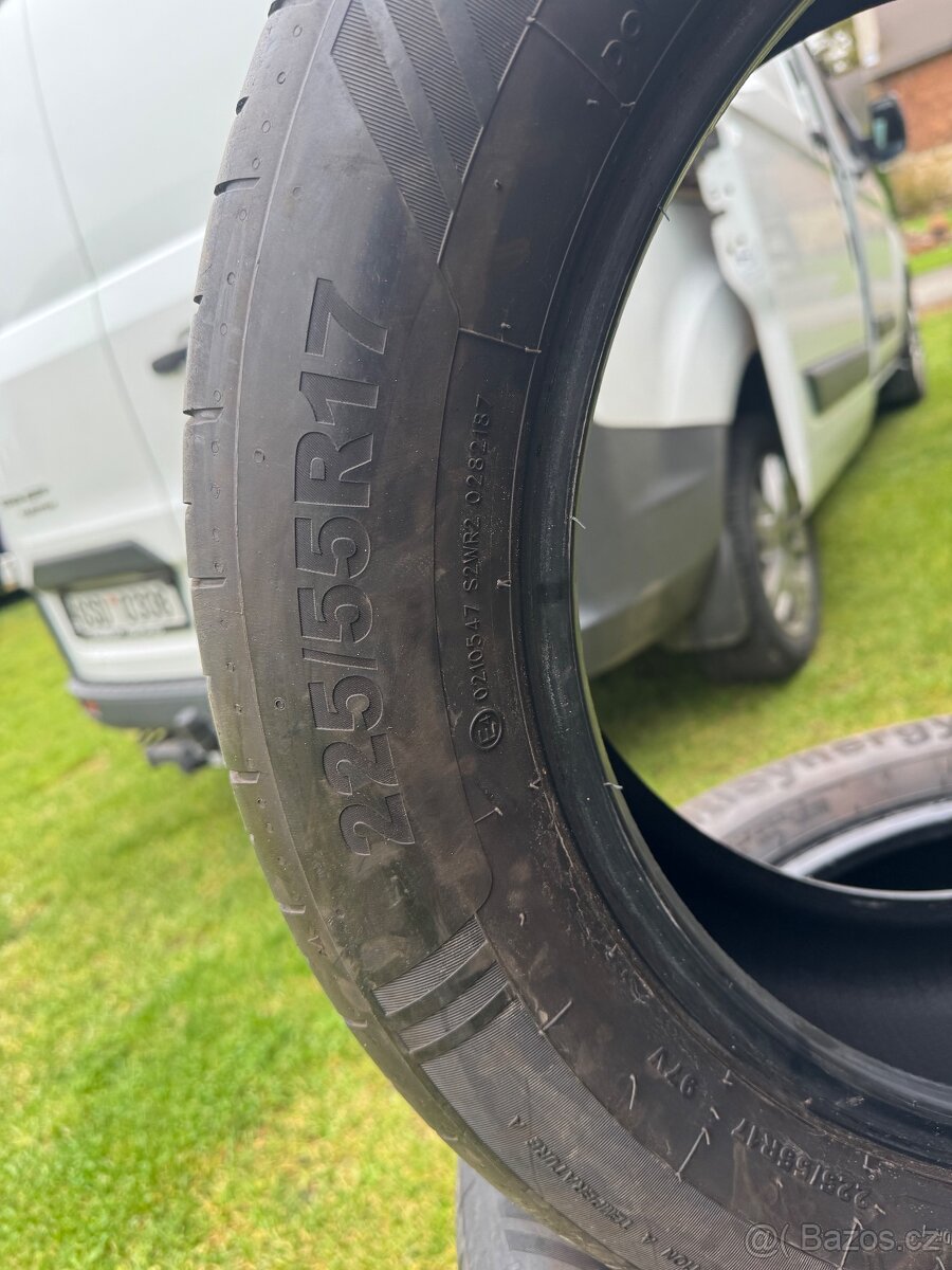 Sada 4ks letních pneu 225/55 R17 - 4