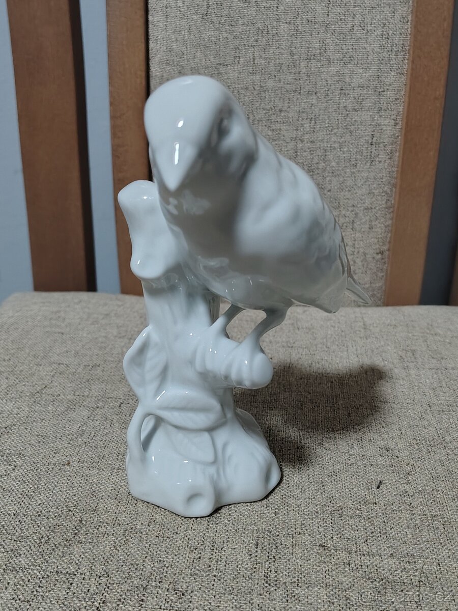 Soška Royal Dux ptáček - 4