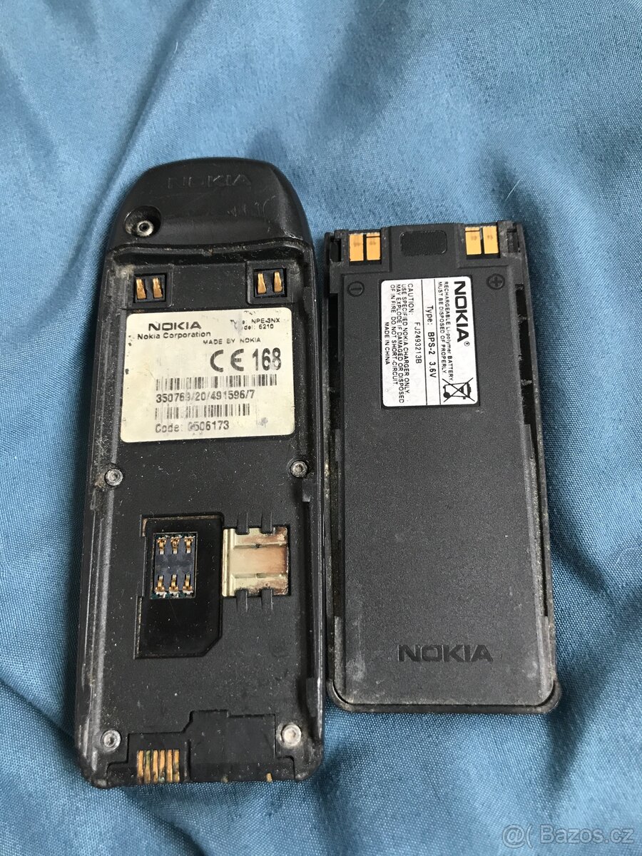 Nokia 6210 Čti popis - 4