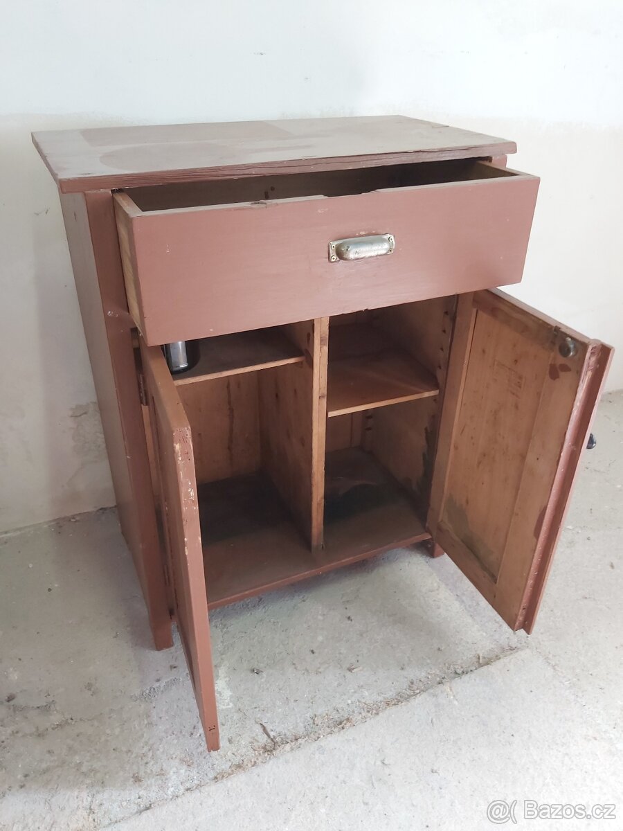 Skříňka malá - 4