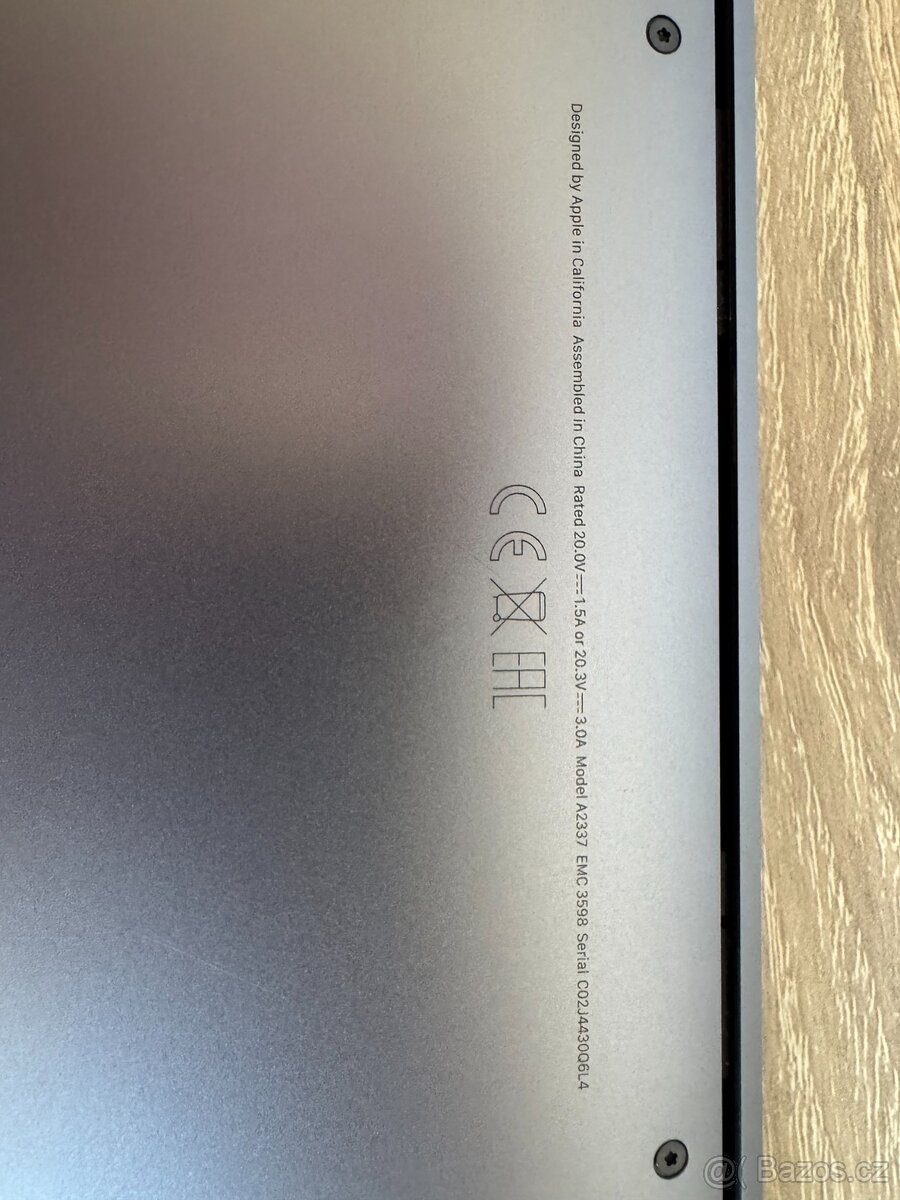 Apple MacBook Air M1 (8 GB / 256 GB) - 4