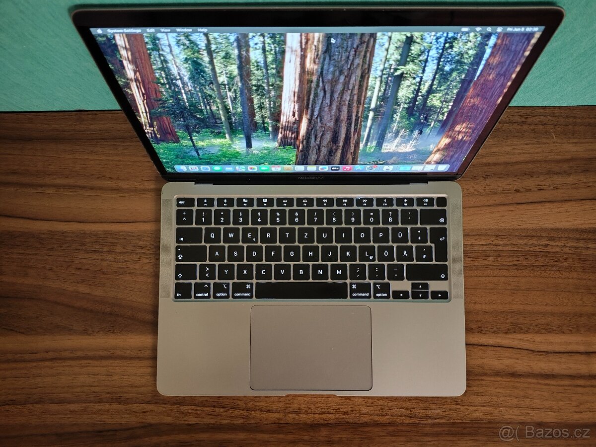 MacBook Air 2020 | i7 • 8GB • 512GB SSD - 4