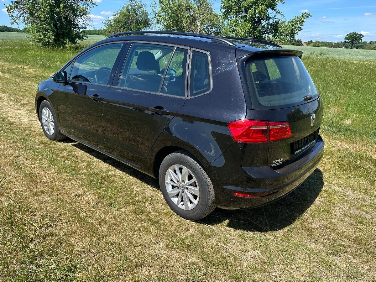 VW GOLF SPORTSVAN 1.2TSI-63KW-130000 KM - 4