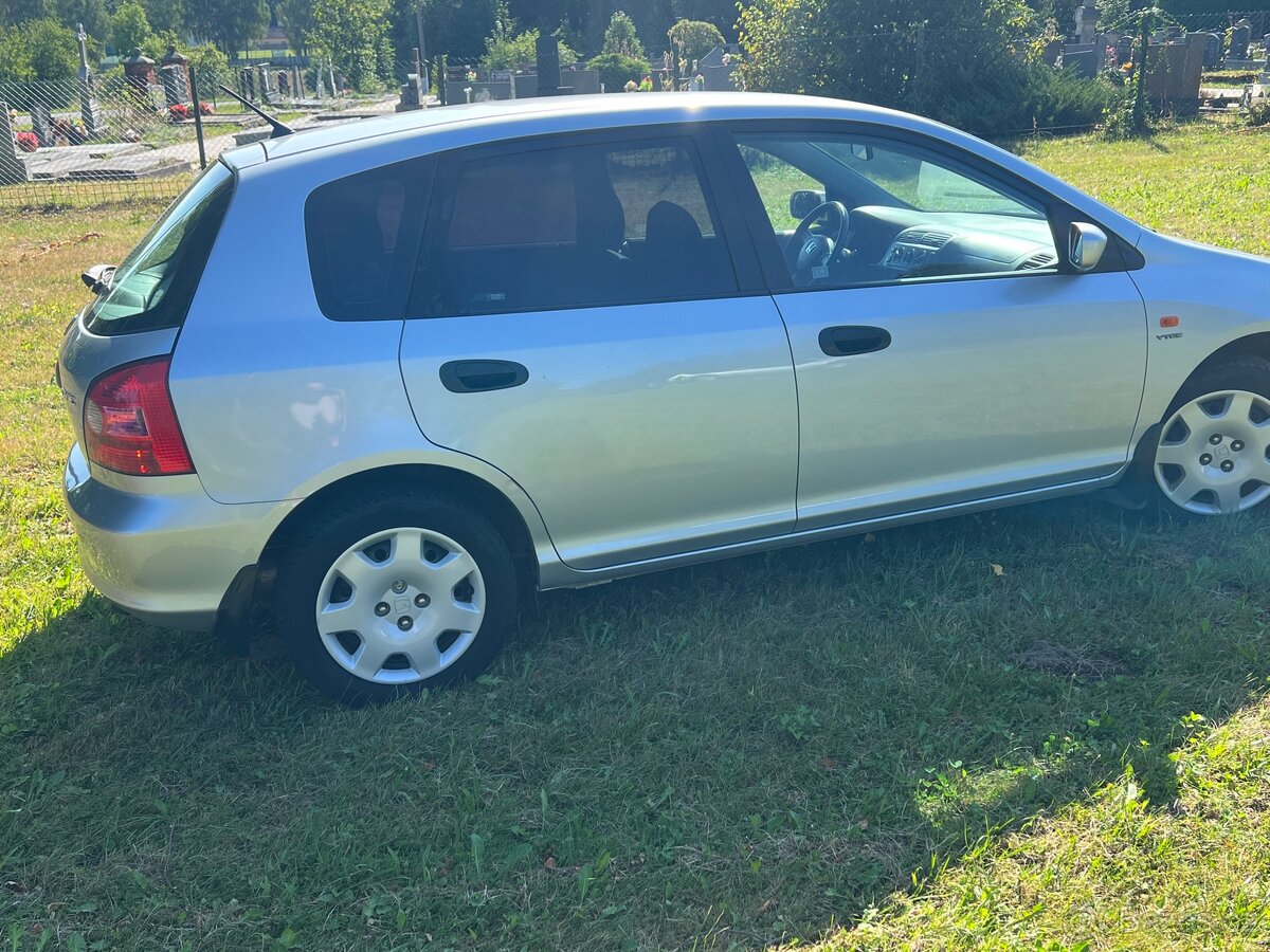 HONDA CICIV VTEČ - 4