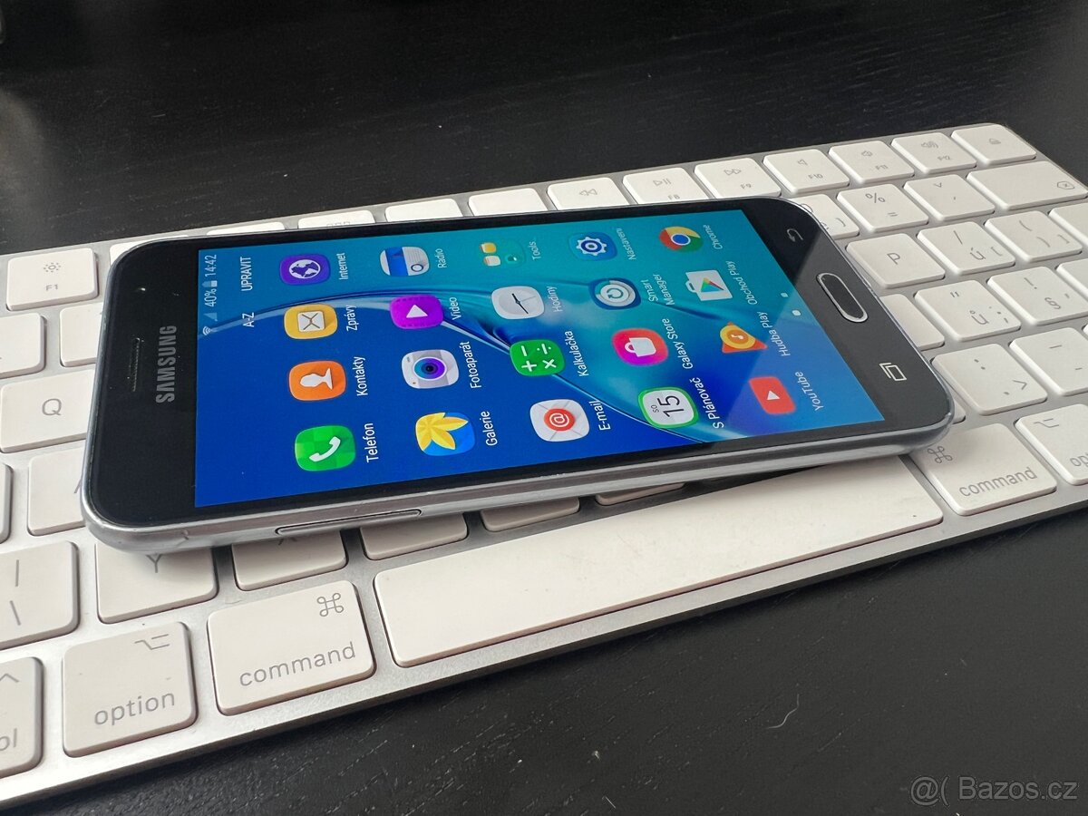 Samsung galaxy J3 - 4