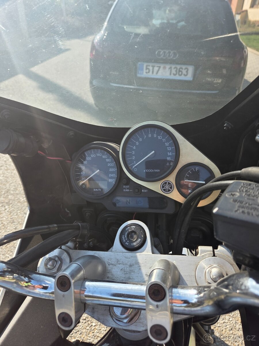Yamaha fazer 600 - 4