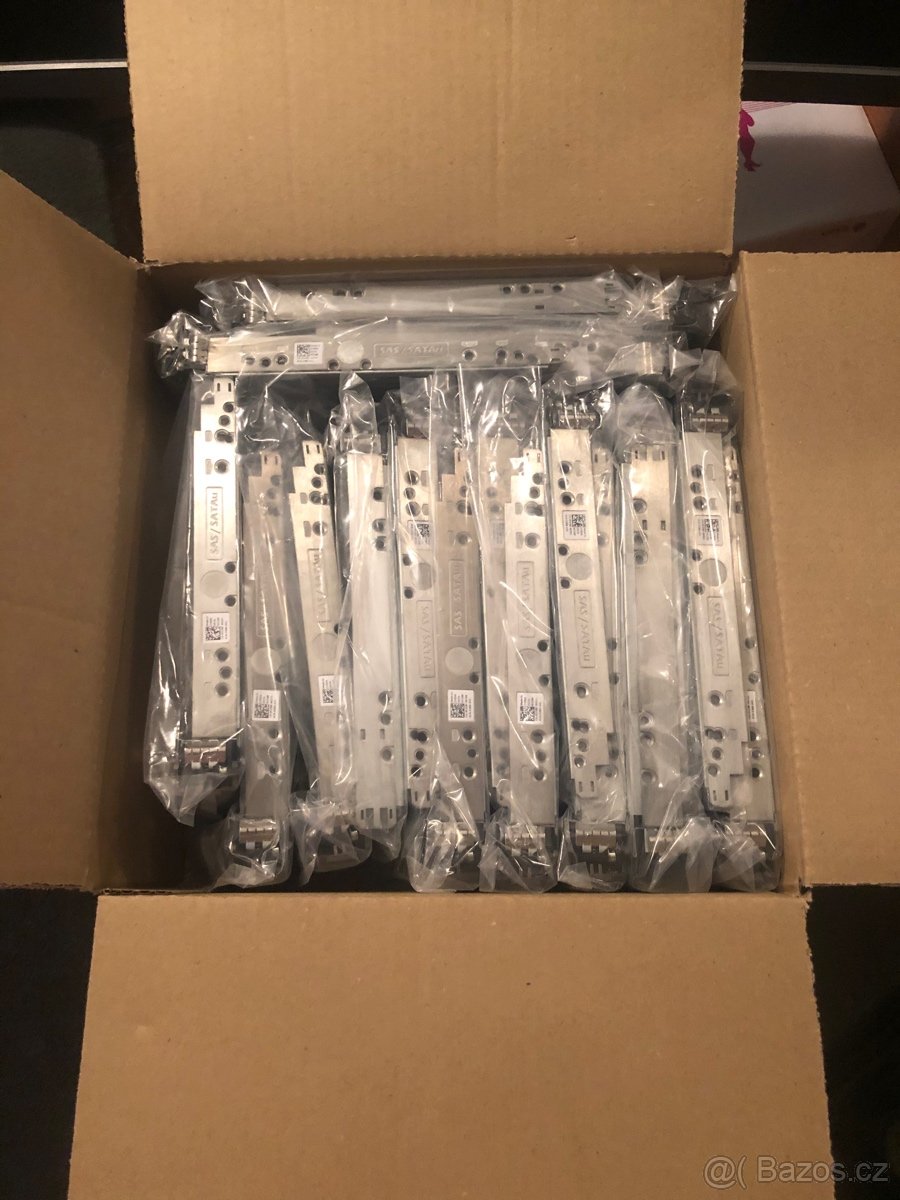 Rámečky na 3.5" HDD disky do serverů Dell - 4