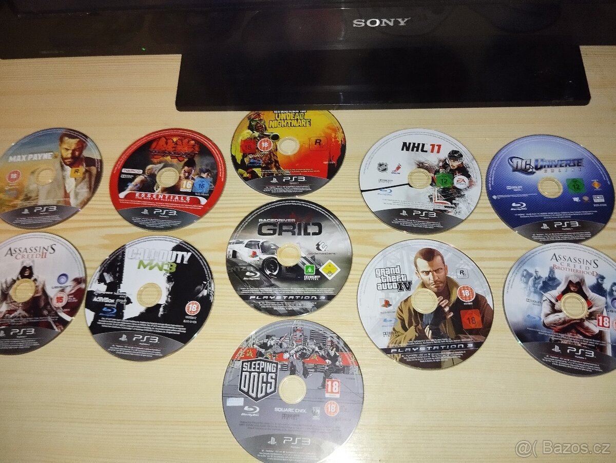 Playstation 3 (viz popisek) - 4