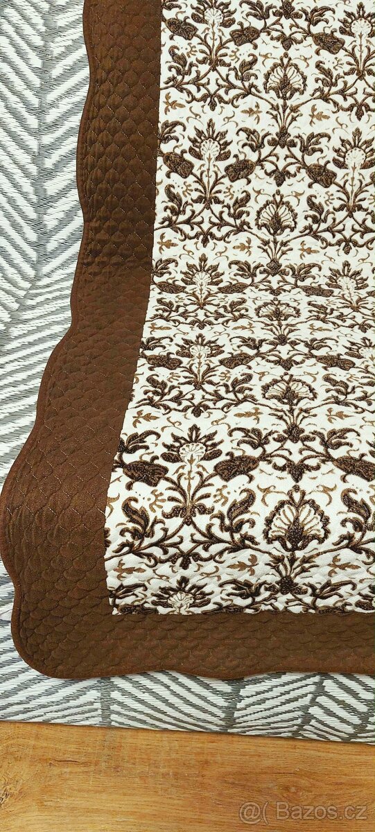 PŘEHOZY NA SEDACÍ SOUPRAVU - CENA ZA VŠECHNY 3 DÍLY - 4