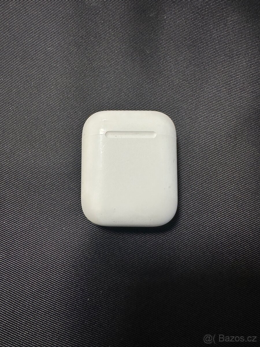 Originální Apple Aipods - 4