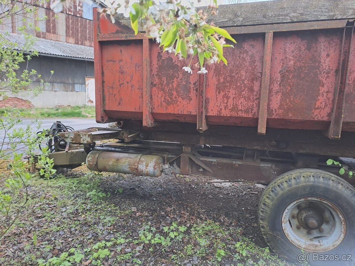 Traktorový kontejnerový návěs - 4