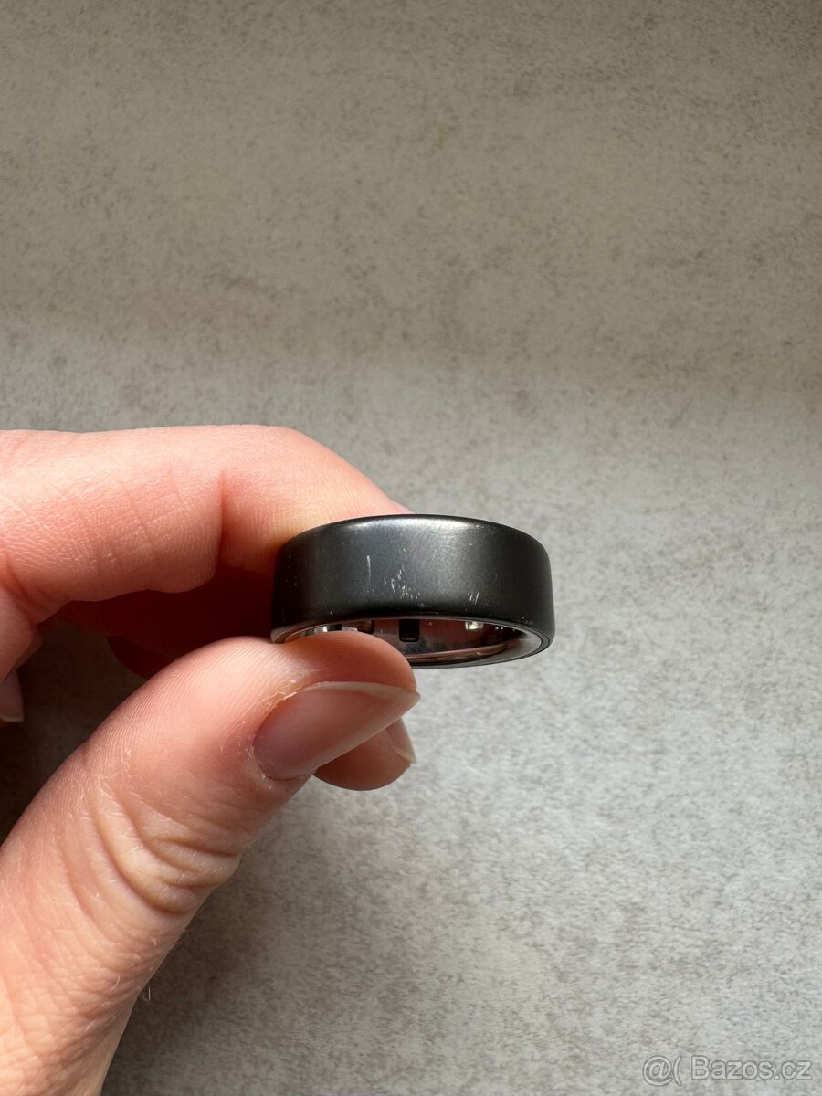 Oura Ring 4 - Vel 9 - Barva Stealth - 4
