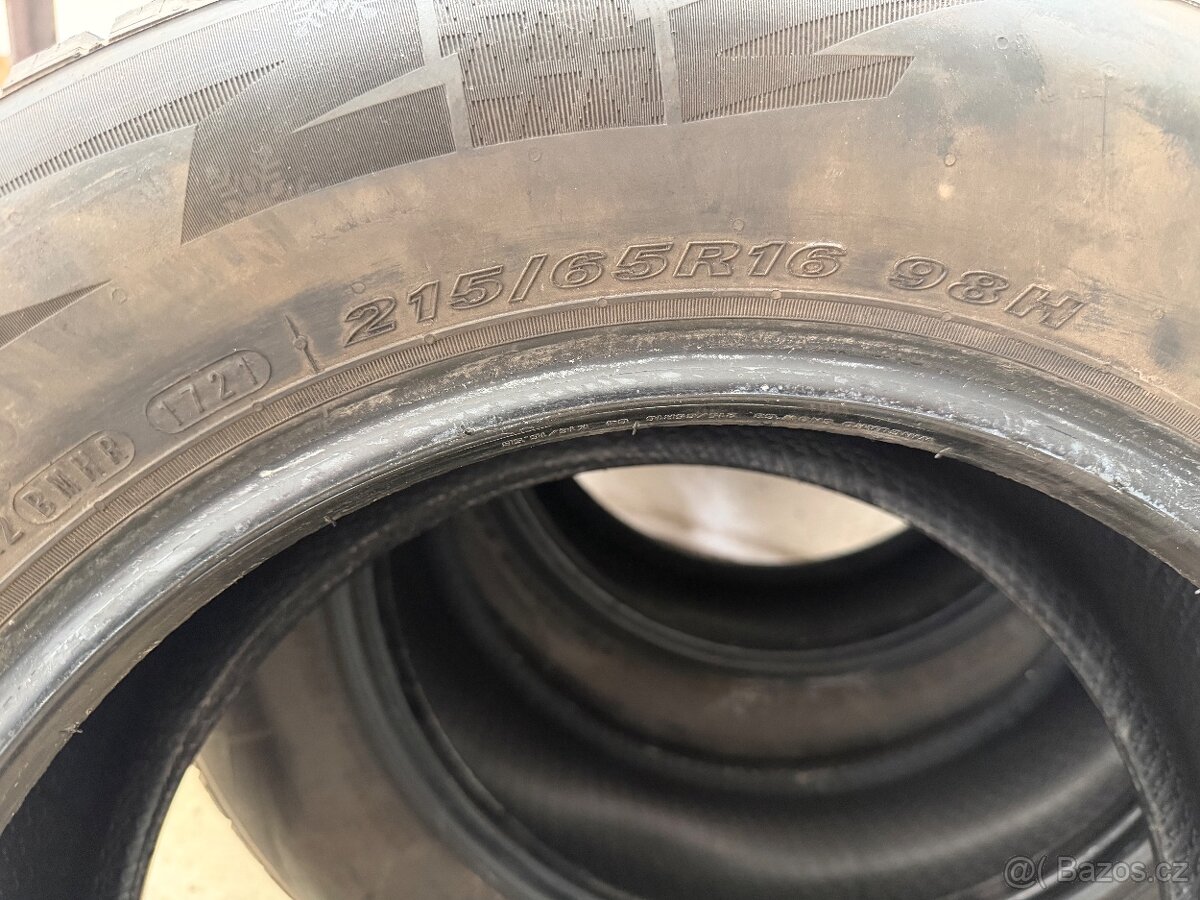 Zimní pneu Nexen 215/65 R16 - 4