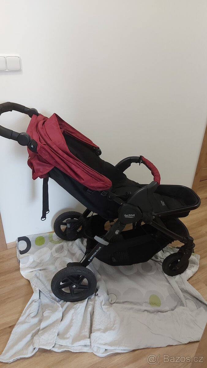 Kočárek Britax - 4