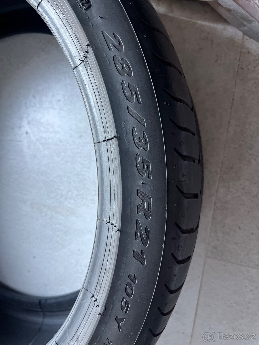 PIRELLI PZERO 285/35 R21 105Y Runflat rok 2024 - 4