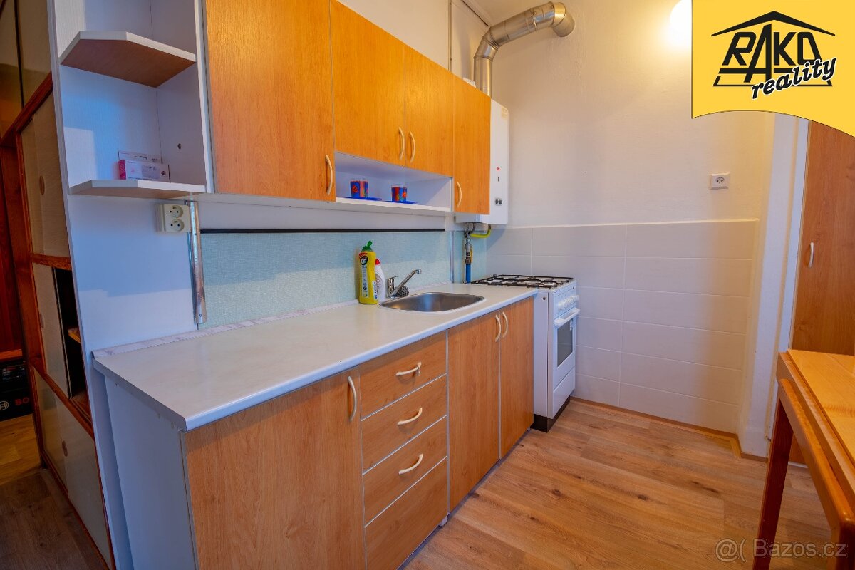 Pronájem bytu 2+1 54 m² - Trutnov, Kryblice - 4