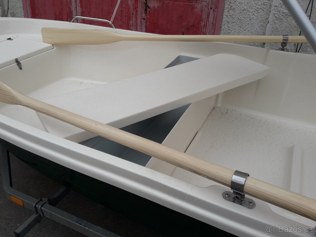 Rybářský člun, pramice, veslice, loď NIKOL 400 - 4