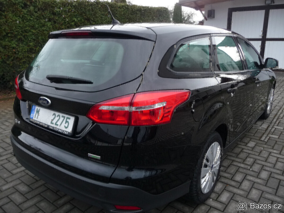 Ford Focus 1.0i 92kw Titanium po prvním majiteli - 4