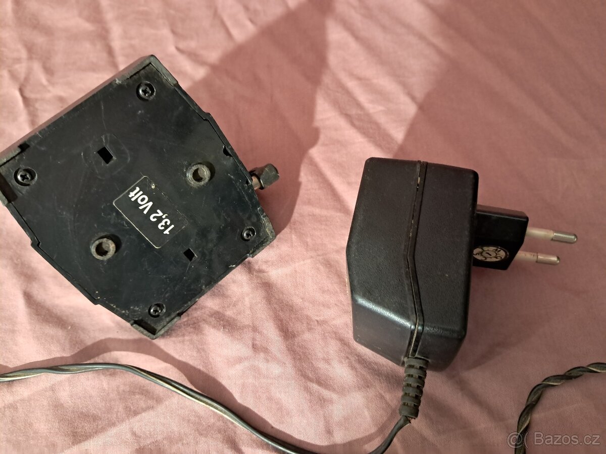 Nabíječka na vrtačku - 13,2V. - 4