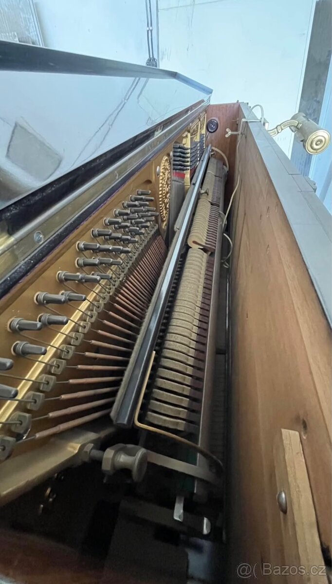 Pianino SCHOLZE – Georgswalde + židle + originální lampička - 4